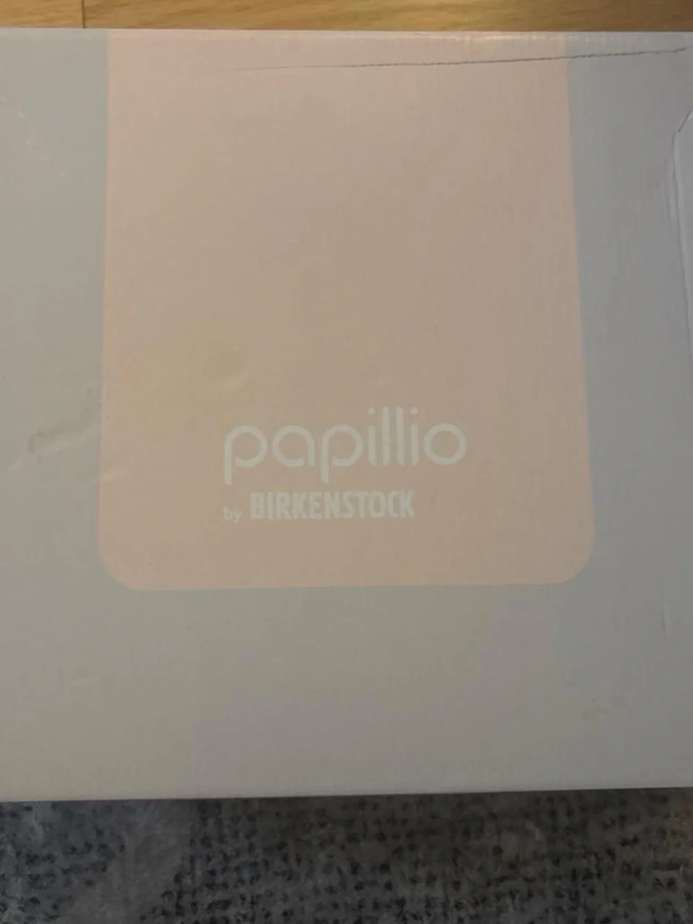 Papillio size us